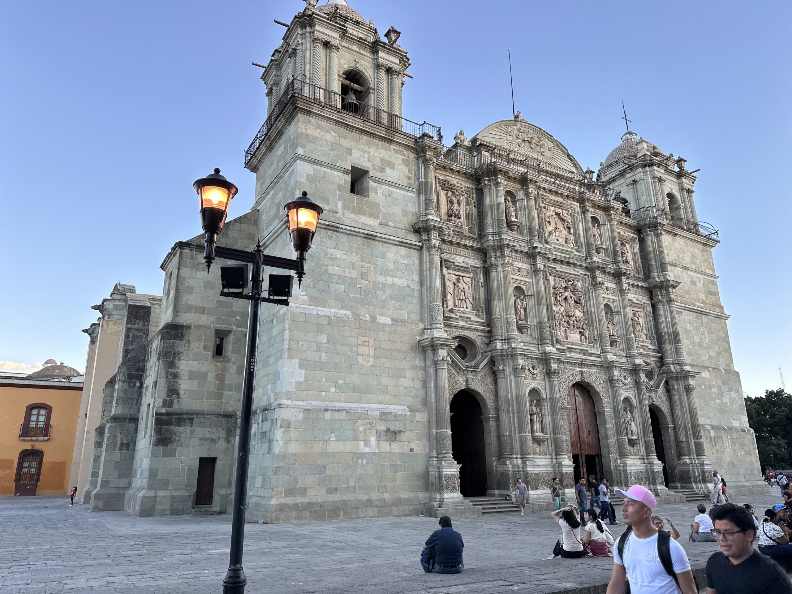 Descubriendo los Sabores y Colores de Oaxaca: Una Aventura Inolvidable